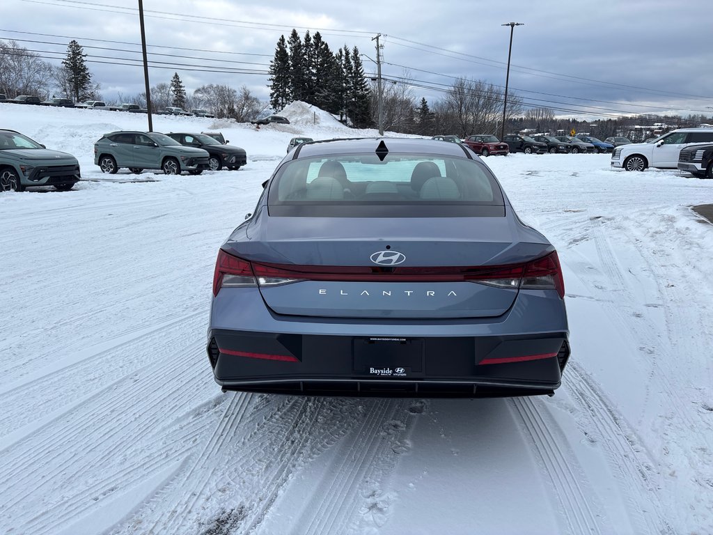2026 Hyundai Elantra Luxury IVT w/Two-Tone Interior in Bathurst, New Brunswick - 3 - w1024h768px