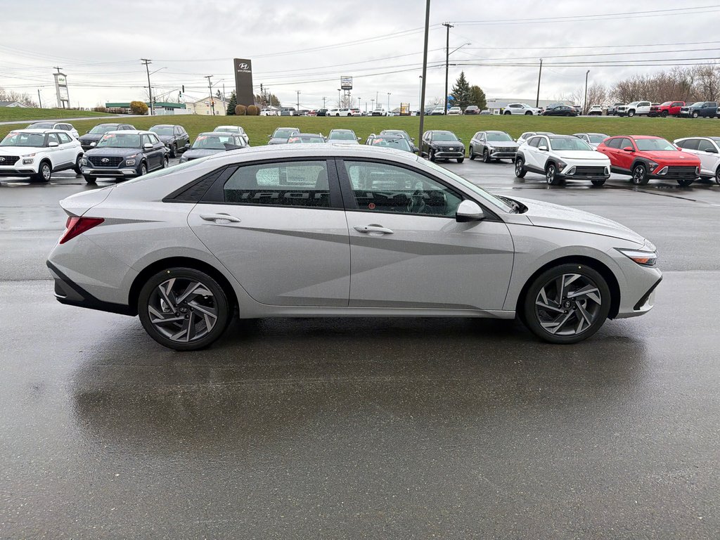 2026 Hyundai Elantra Preferred IVT w/Tech Pkg in Bathurst, New Brunswick - 5 - w1024h768px