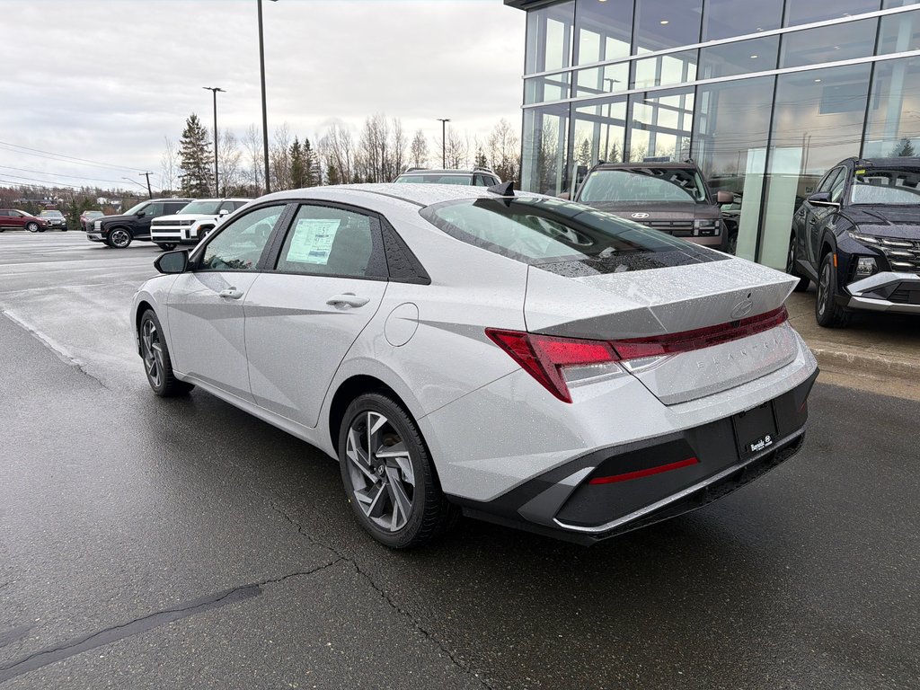 2026 Hyundai Elantra Preferred IVT w/Tech Pkg in Bathurst, New Brunswick - 8 - w1024h768px