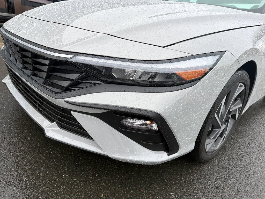2026 Hyundai Elantra Preferred IVT w/Tech Pkg in Bathurst, New Brunswick - 10 - w1024h768px