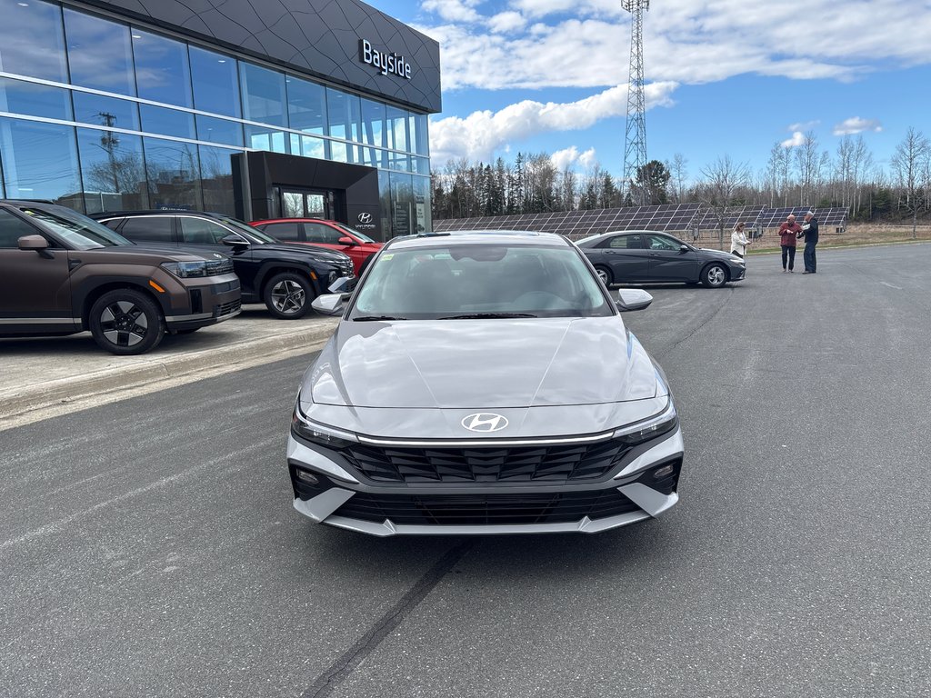 2026 Hyundai Elantra Preferred IVT w/Tech Pkg in Bathurst, New Brunswick - 2 - w1024h768px