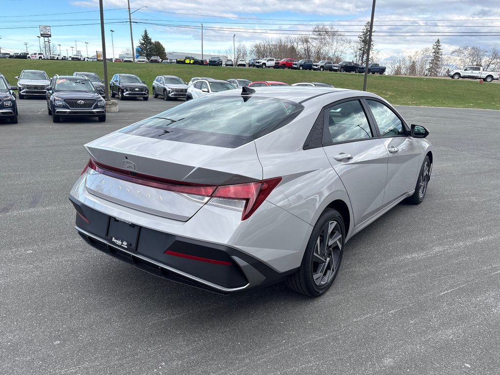 2026 Hyundai Elantra Preferred IVT w/Tech Pkg in Bathurst, New Brunswick - 5 - w1024h768px