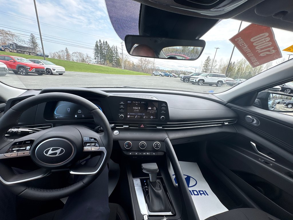 2026 Hyundai Elantra Preferred IVT in Bathurst, New Brunswick - 10 - w1024h768px