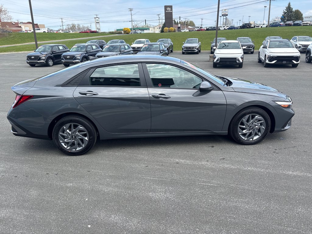 2026 Hyundai Elantra Preferred IVT in Bathurst, New Brunswick - 4 - w1024h768px