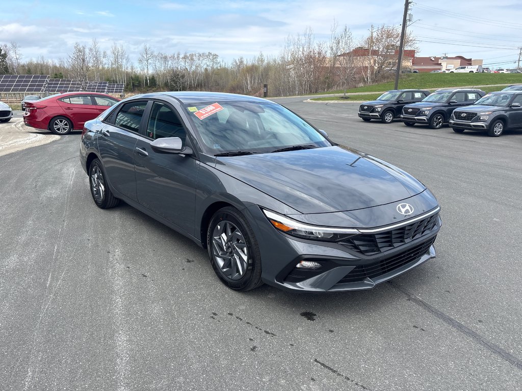 2026 Hyundai Elantra Preferred IVT in Bathurst, New Brunswick - 3 - w1024h768px