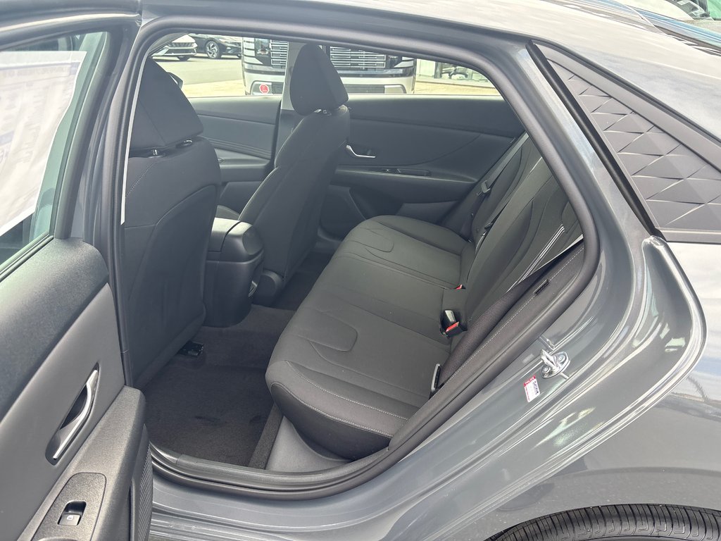 2026 Hyundai Elantra Preferred IVT in Bathurst, New Brunswick - 9 - w1024h768px