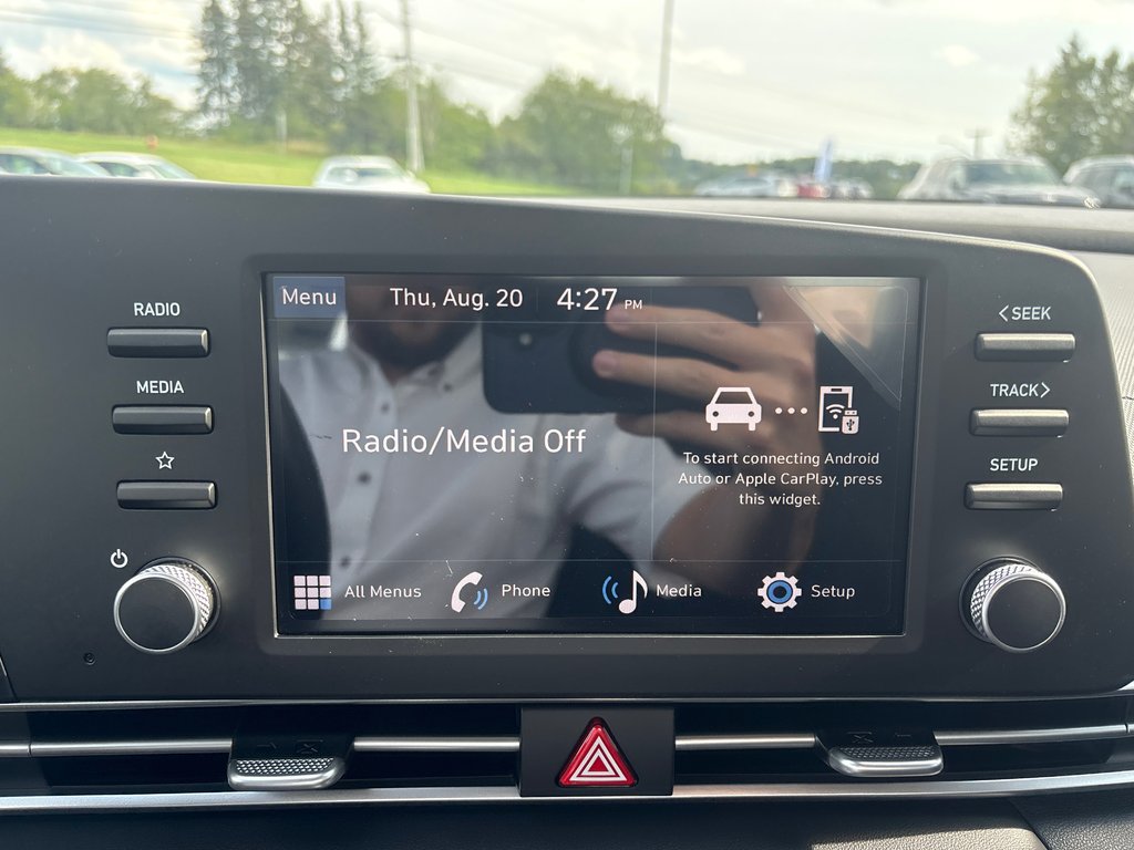 2026 Hyundai Elantra Essential IVT in Bathurst, New Brunswick - 14 - w1024h768px