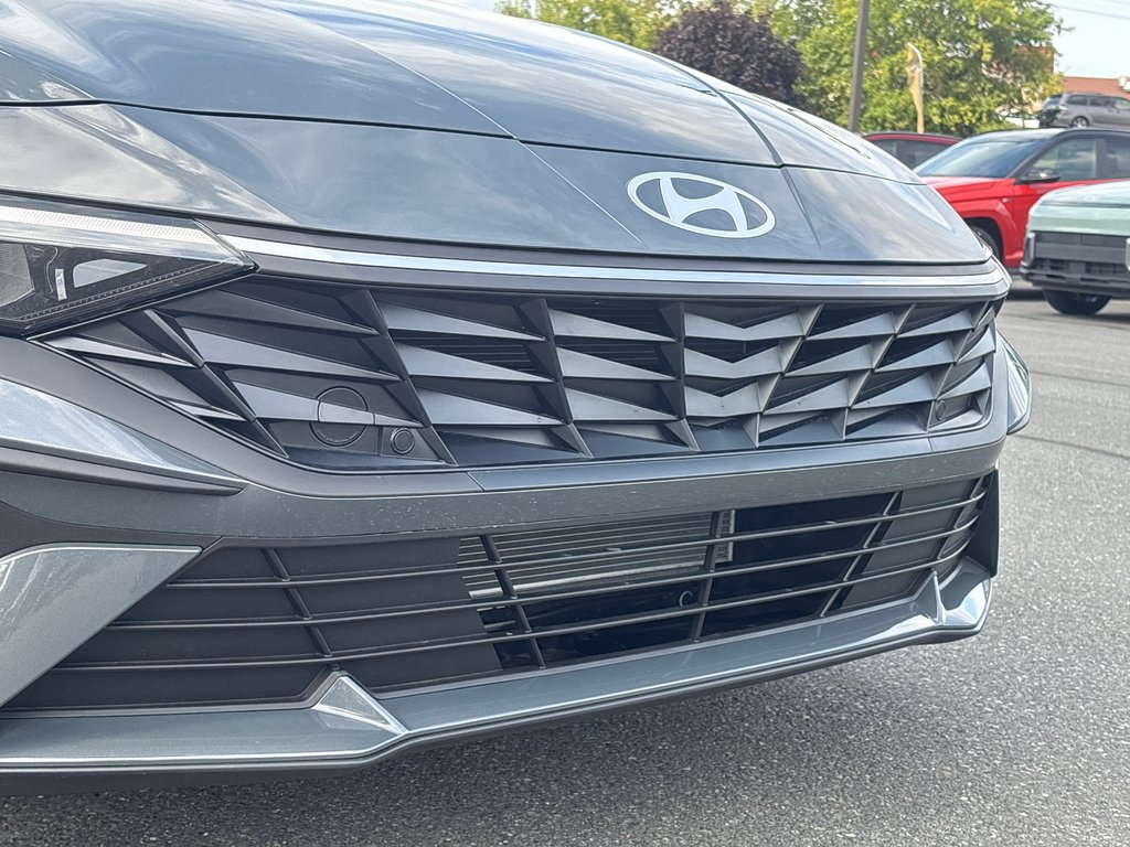 2026 Hyundai Elantra Essential IVT in Bathurst, New Brunswick - 3 - w1024h768px