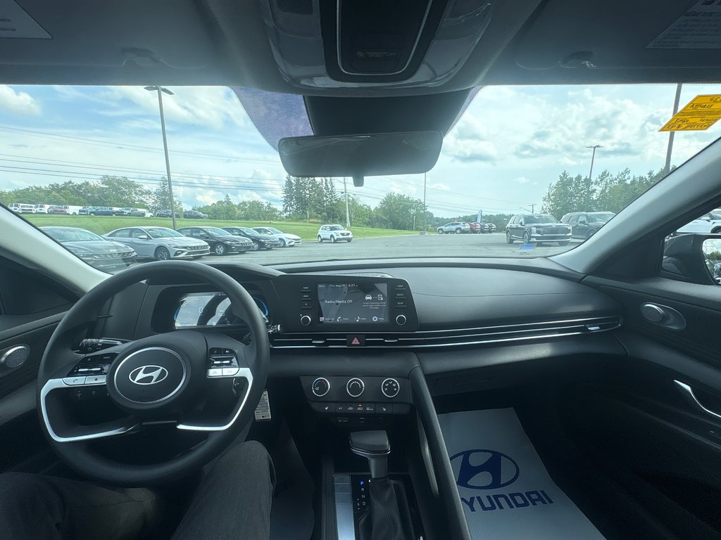 2026 Hyundai Elantra Essential IVT in Bathurst, New Brunswick - 16 - w1024h768px