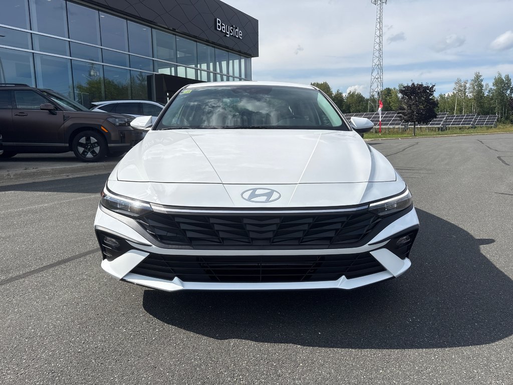 2026 Hyundai Elantra Essential IVT in Bathurst, New Brunswick - 2 - w1024h768px