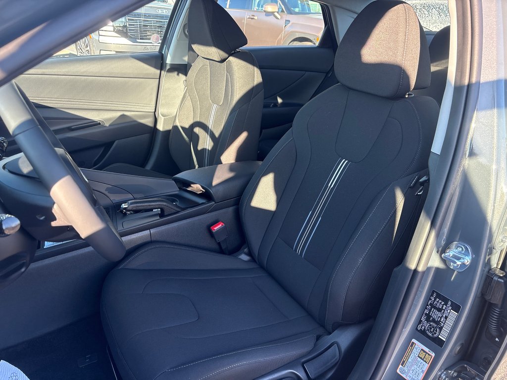 2026 Hyundai Elantra Preferred IVT w/Tech Pkg in Bathurst, New Brunswick - 10 - w1024h768px