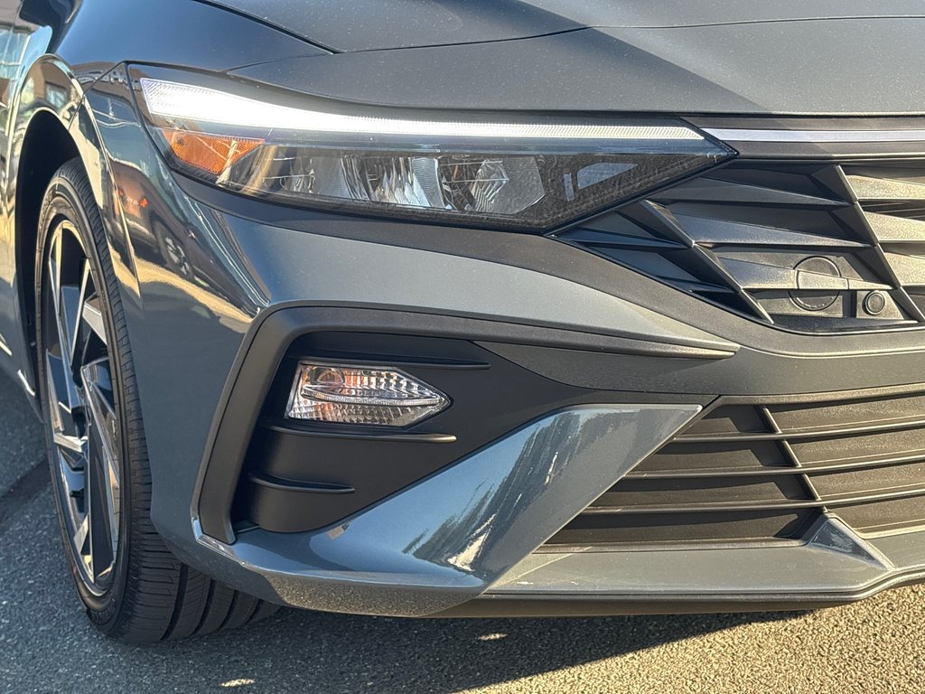2026 Hyundai Elantra Preferred IVT w/Tech Pkg in Bathurst, New Brunswick - 3 - w1024h768px