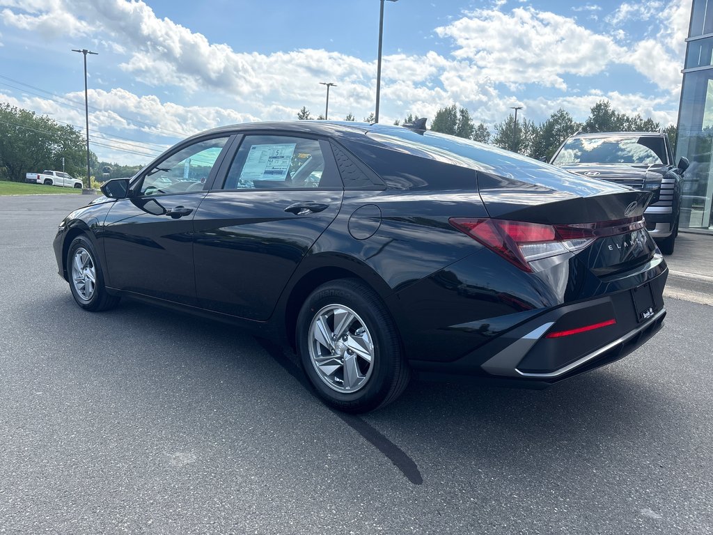 2026 Hyundai Elantra Essential IVT in Bathurst, New Brunswick - 9 - w1024h768px