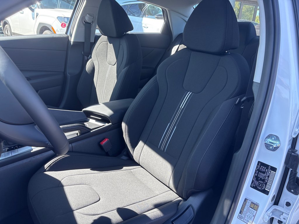 2026 Hyundai Elantra Preferred IVT in Bathurst, New Brunswick - 11 - w1024h768px