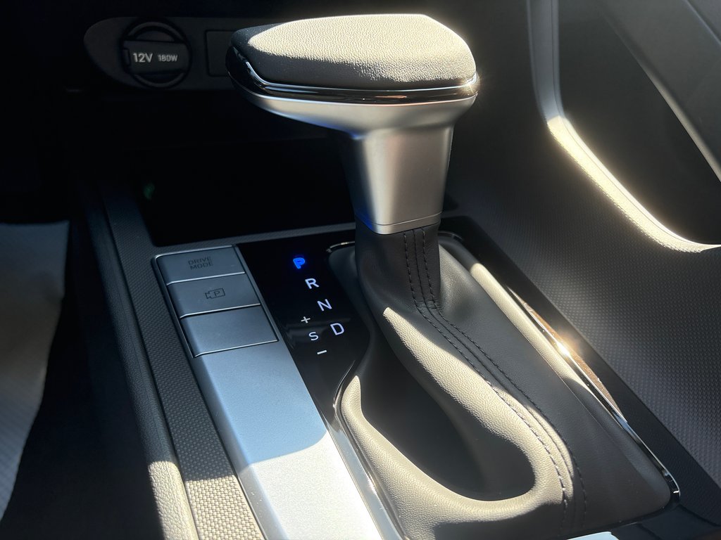 2026 Hyundai Elantra Preferred IVT in Bathurst, New Brunswick - 18 - w1024h768px