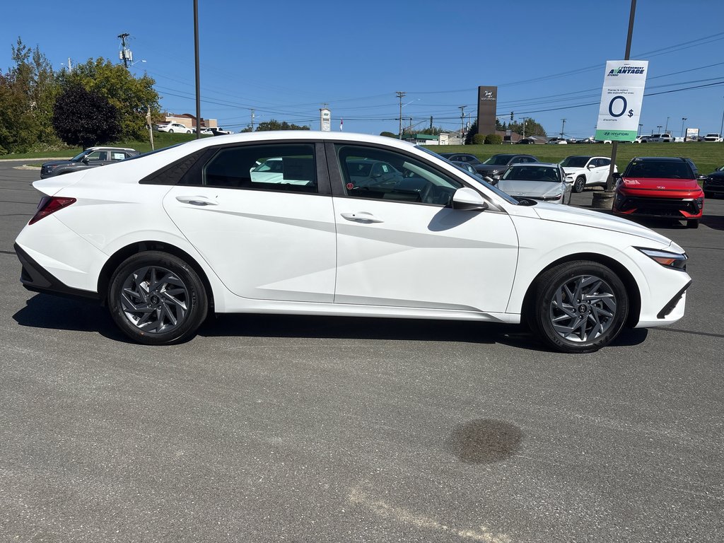 2026 Hyundai Elantra Preferred IVT in Bathurst, New Brunswick - 6 - w1024h768px