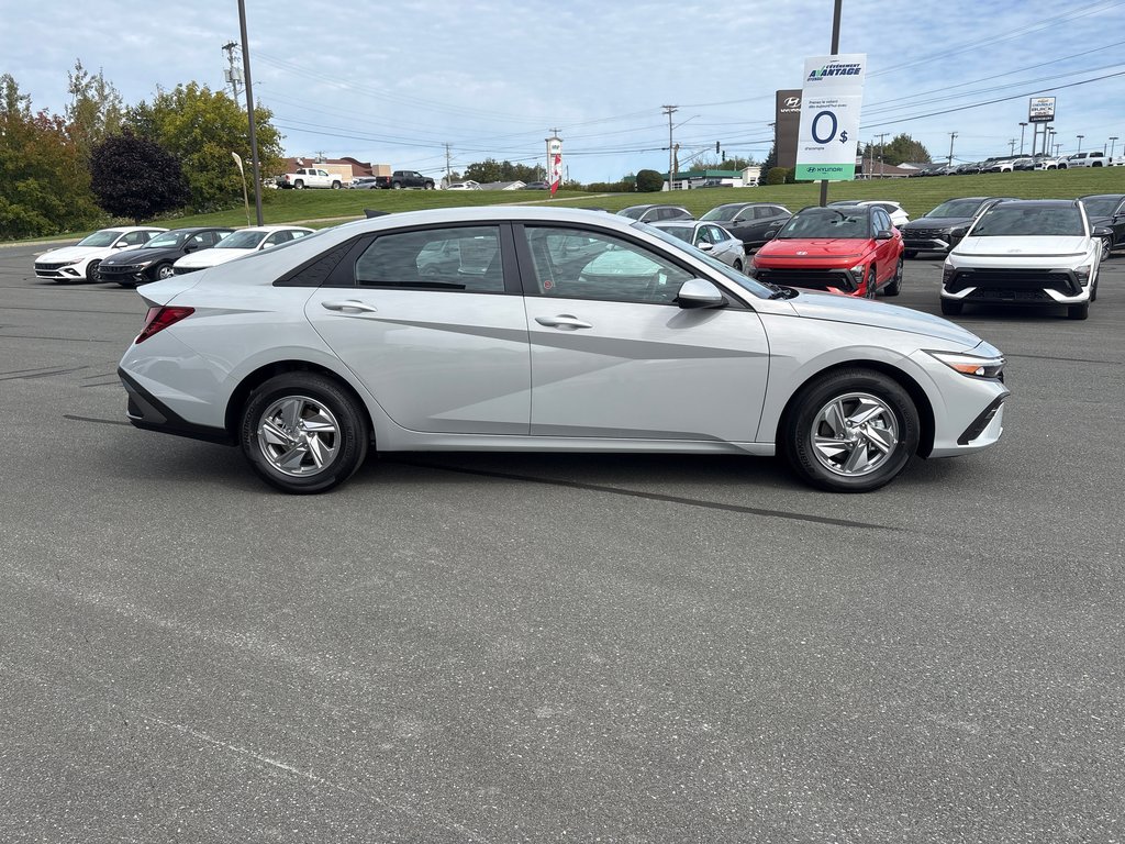2026 Hyundai Elantra Essential IVT in Bathurst, New Brunswick - 6 - w1024h768px
