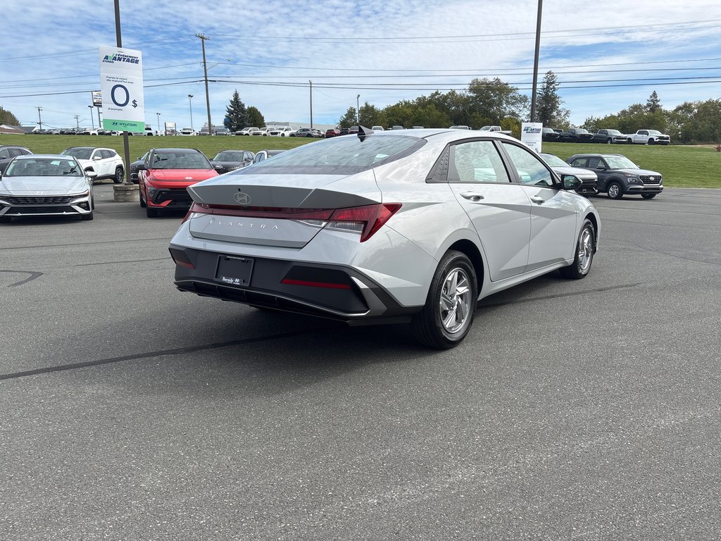 2026 Hyundai Elantra Essential IVT in Bathurst, New Brunswick - 7 - w1024h768px