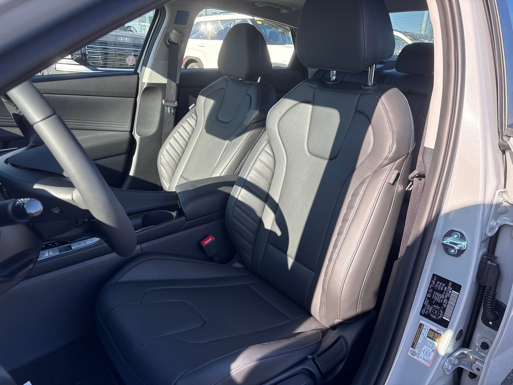 2026 Hyundai Elantra Luxury IVT in Bathurst, New Brunswick - 11 - w1024h768px