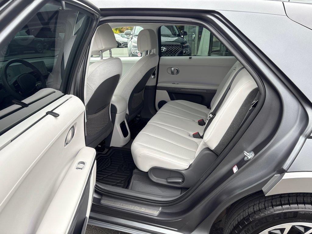 2023 Hyundai IONIQ 5 Preferred in Bathurst, New Brunswick - 9 - w1024h768px