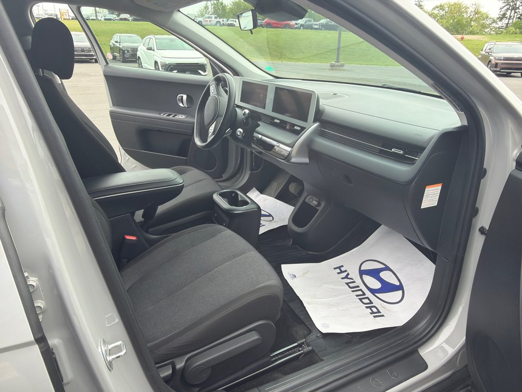 2023 Hyundai IONIQ 5 Preferred in Bathurst, New Brunswick - 10 - w1024h768px