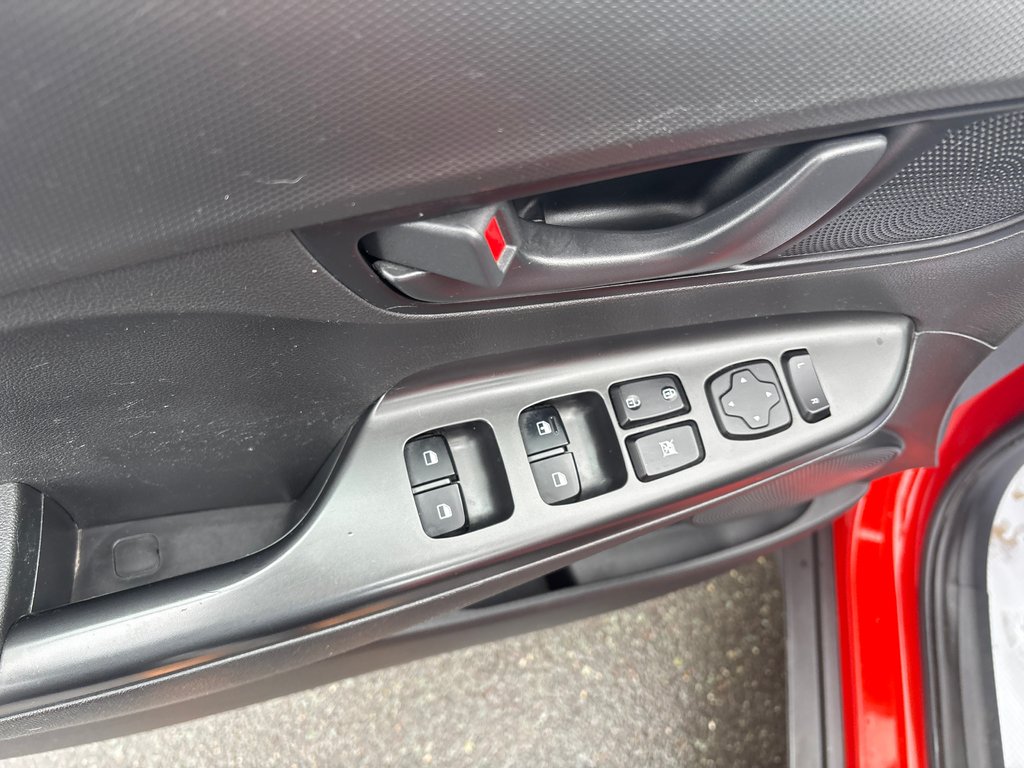 Hyundai Kona Essential 2019 à Bathurst, Nouveau-Brunswick - 16 - w1024h768px
