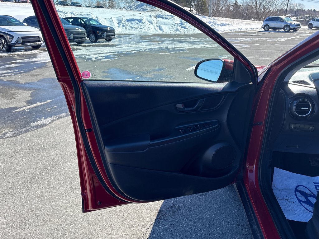 Hyundai Kona Essential 2020 à Bathurst, Nouveau-Brunswick - 10 - w1024h768px