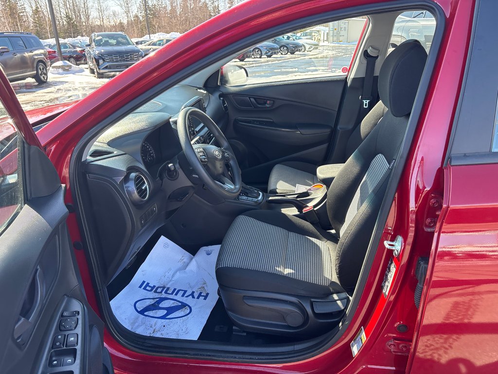 Hyundai Kona Essential 2020 à Bathurst, Nouveau-Brunswick - 8 - w1024h768px
