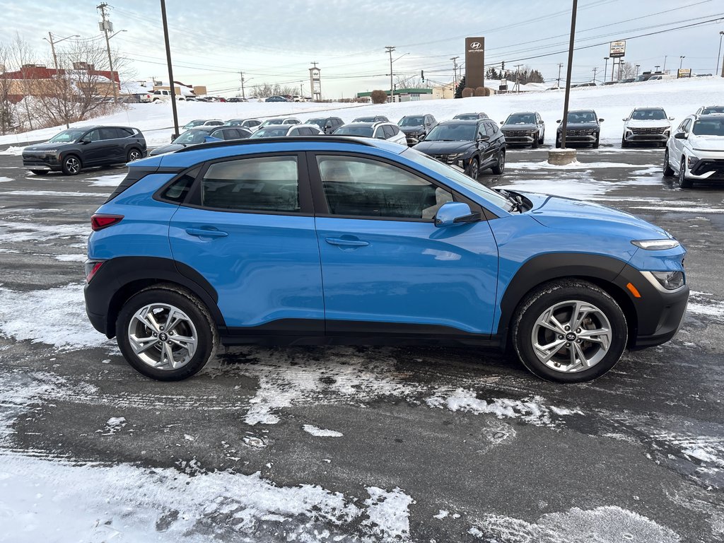 Hyundai Kona Essential 2022 à Bathurst, Nouveau-Brunswick - 4 - w1024h768px