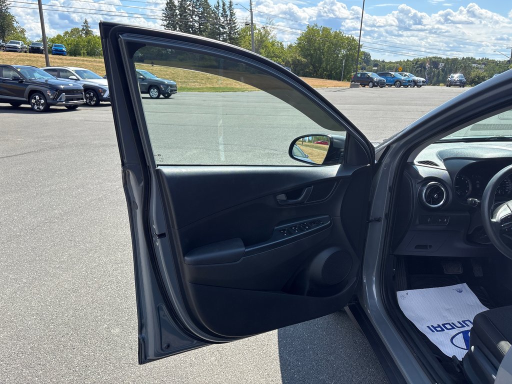 Hyundai Kona Essential 2022 à Bathurst, Nouveau-Brunswick - 9 - w1024h768px