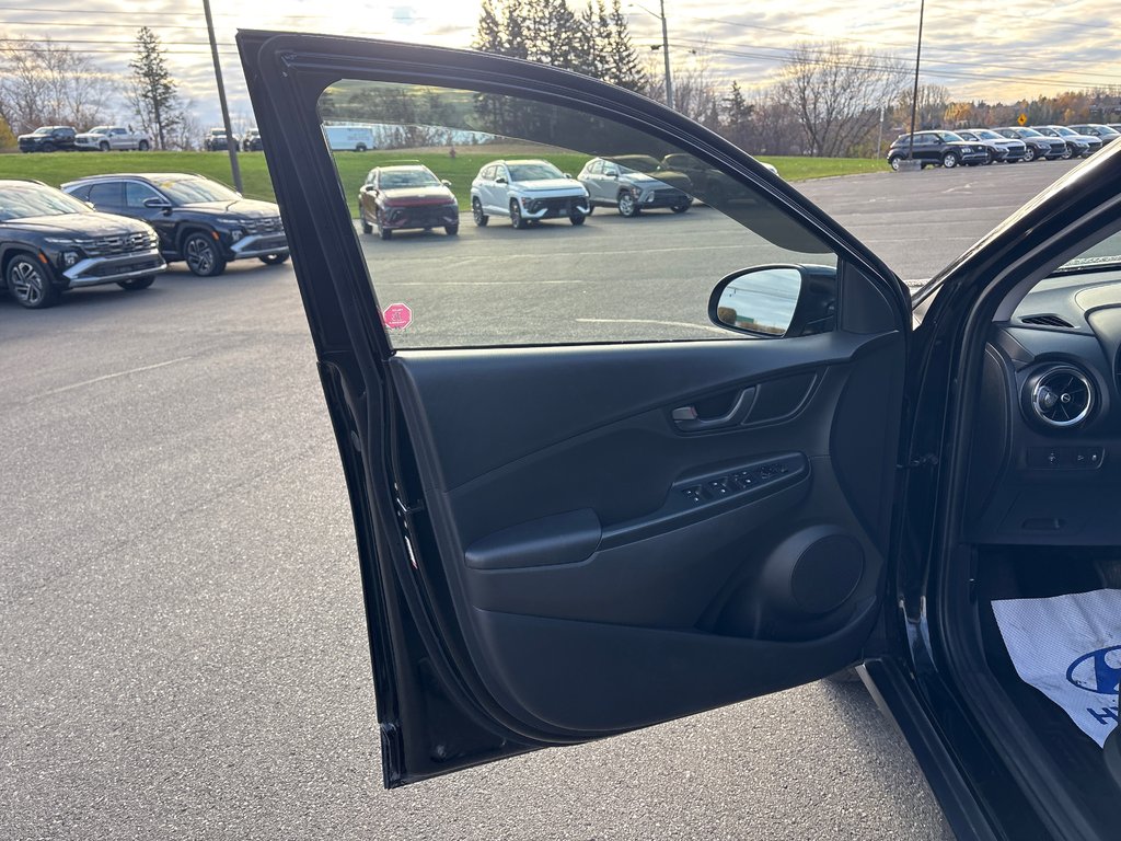 2023 Hyundai Kona Preferred in Bathurst, New Brunswick - 8 - w1024h768px