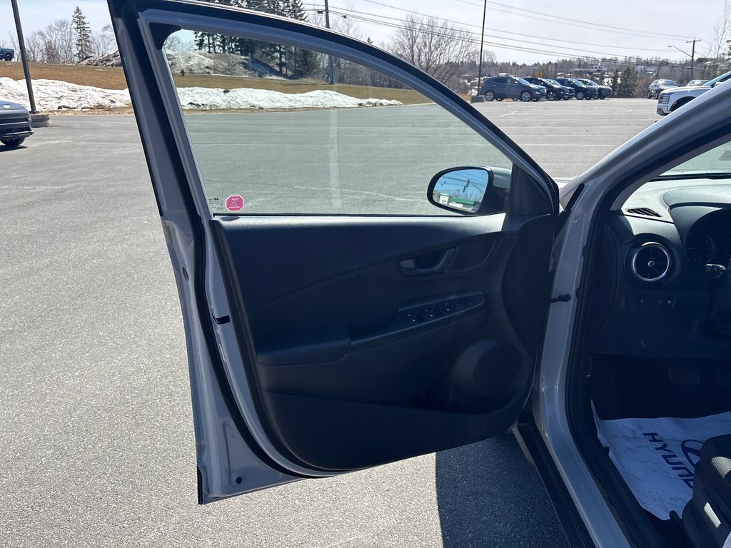 2023 Hyundai Kona Preferred in Bathurst, New Brunswick - 8 - w1024h768px