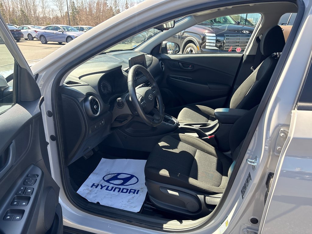 2023 Hyundai Kona Preferred in Bathurst, New Brunswick - 10 - w1024h768px