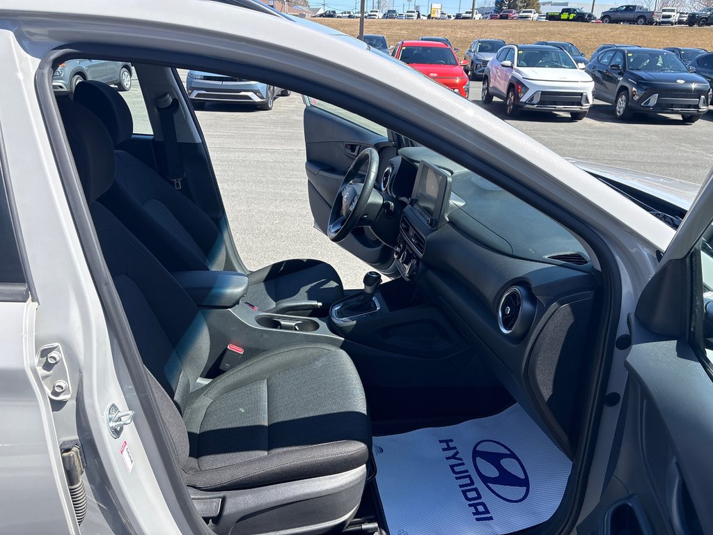 2023 Hyundai Kona Preferred in Bathurst, New Brunswick - 12 - w1024h768px