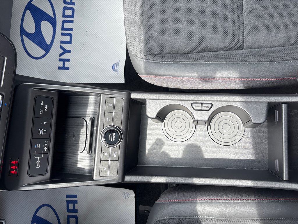 Hyundai Kona 1.6T N Line AWD w/Two-Tone Roof 2025 à Bathurst, Nouveau-Brunswick - 13 - w1024h768px