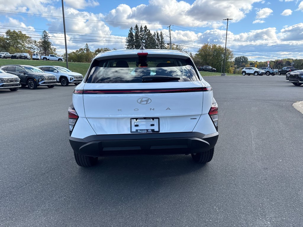 2026 Hyundai Kona 2.0L Essential AWD in Bathurst, New Brunswick - 5 - w1024h768px
