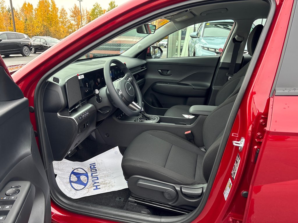 Hyundai Kona 2.0L Essential AWD 2026 à Bathurst, Nouveau-Brunswick - 8 - w1024h768px