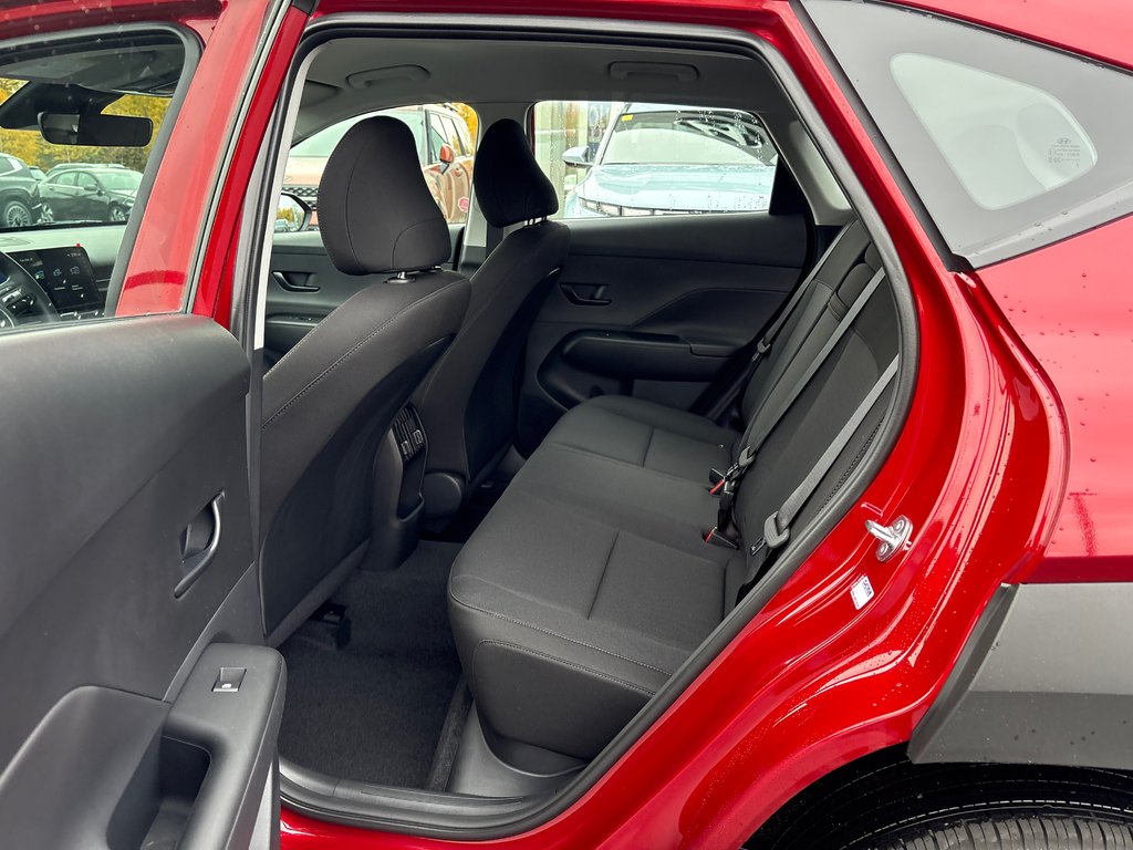Hyundai Kona 2.0L Essential AWD 2026 à Bathurst, Nouveau-Brunswick - 9 - w1024h768px