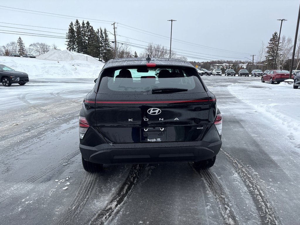 Hyundai Kona 2.0L Essential AWD 2026 à Bathurst, Nouveau-Brunswick - 10 - w1024h768px