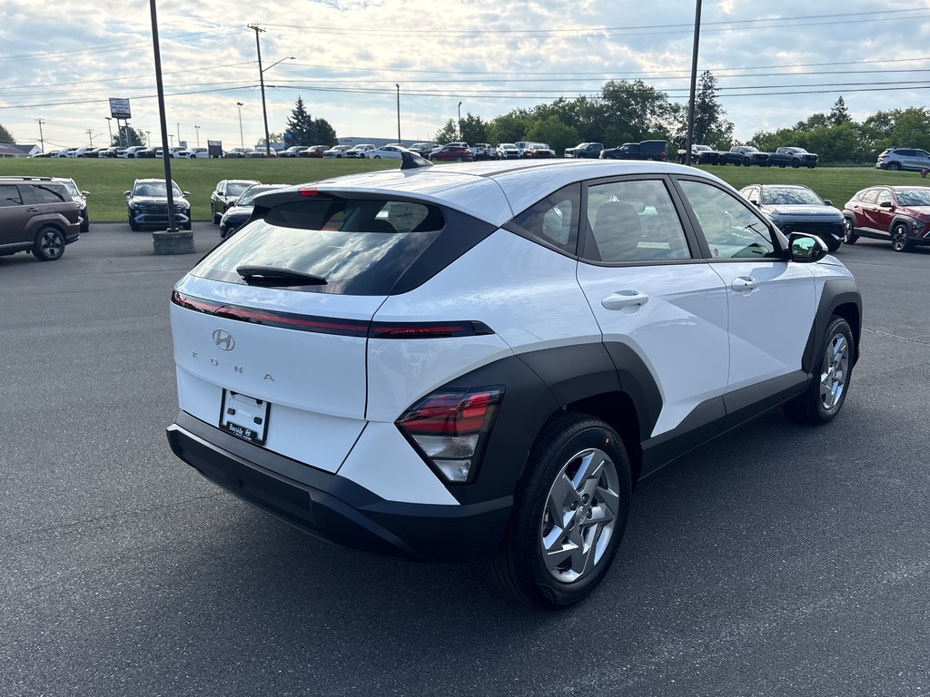2026 Hyundai Kona 2.0L Essential FWD in Bathurst, New Brunswick - 4 - w1024h768px