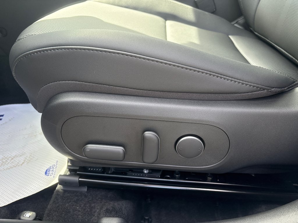 Hyundai Kona 2.0L Luxury AWD 2027 à Bathurst, Nouveau-Brunswick - 13 - w1024h768px