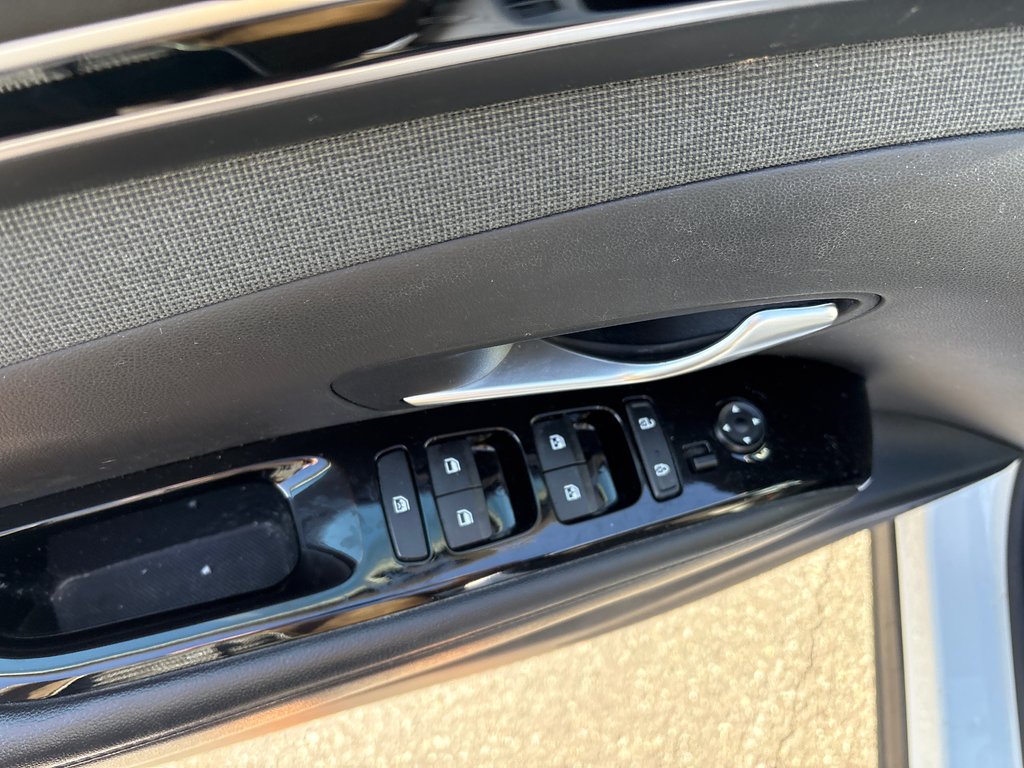 2023 Hyundai Santa Cruz Ultimate in Bathurst, New Brunswick - 9 - w1024h768px