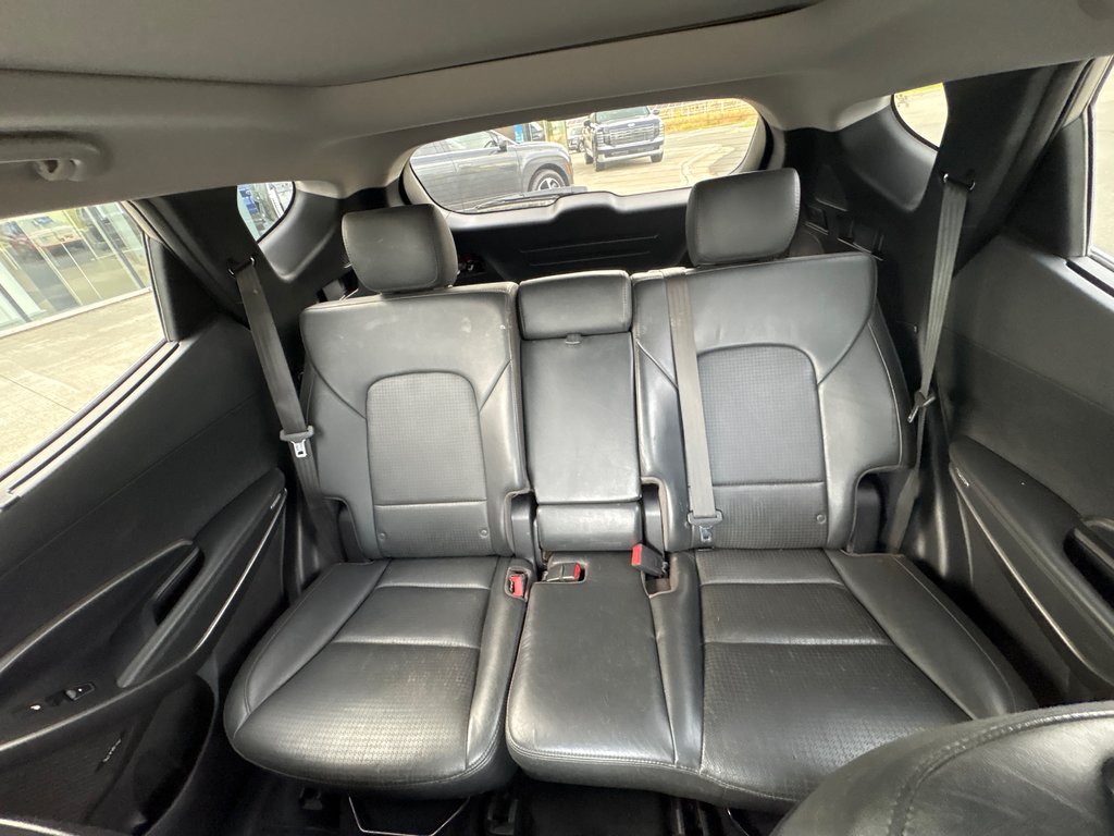 2014 Hyundai Santa Fe Sport Limited in Bathurst, New Brunswick - 23 - w1024h768px