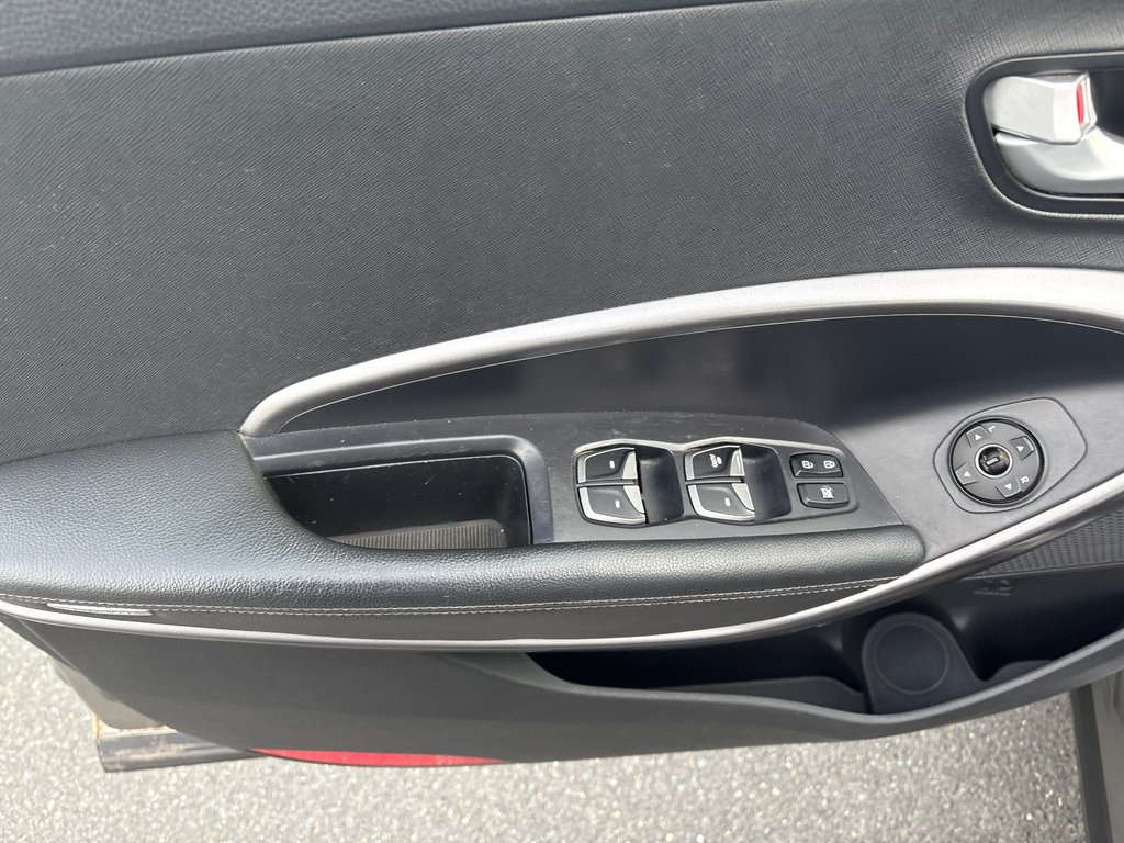 2014 Hyundai Santa Fe Sport Limited in Bathurst, New Brunswick - 9 - w1024h768px