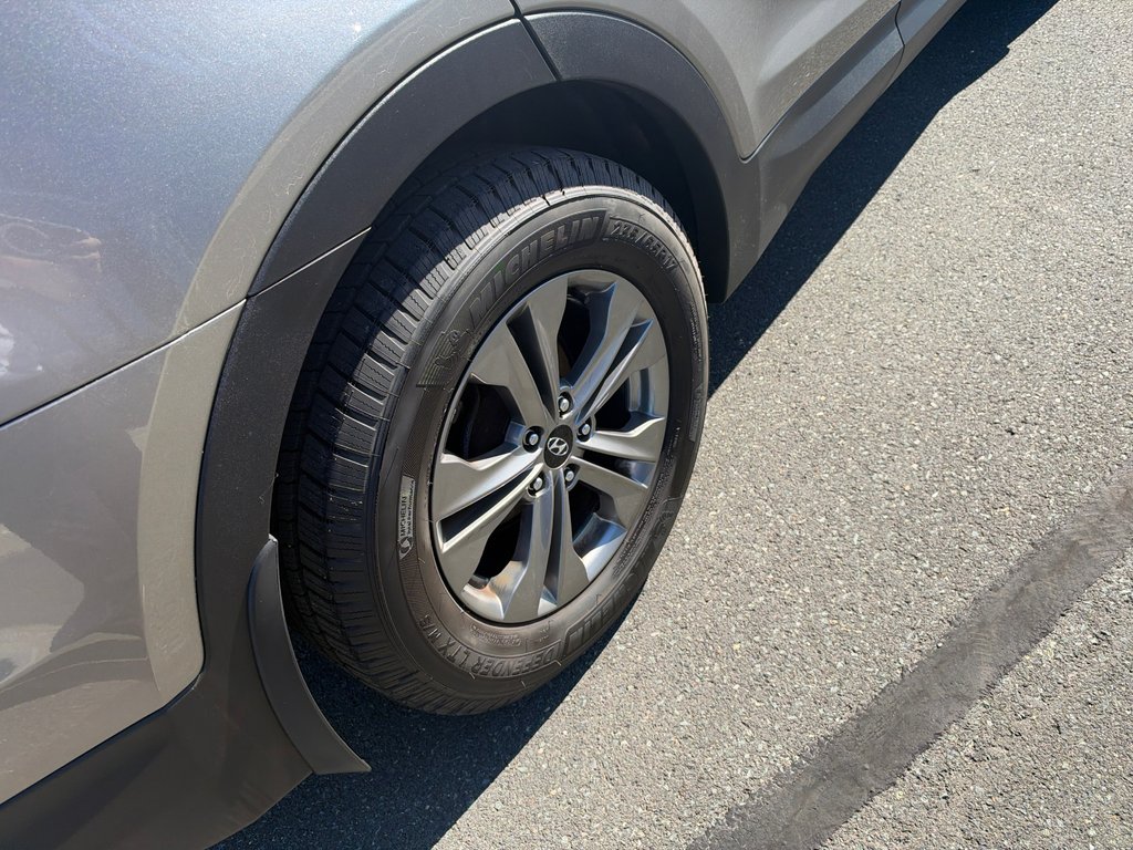 2015 Hyundai Santa Fe Sport Premium in Bathurst, New Brunswick - 9 - w1024h768px