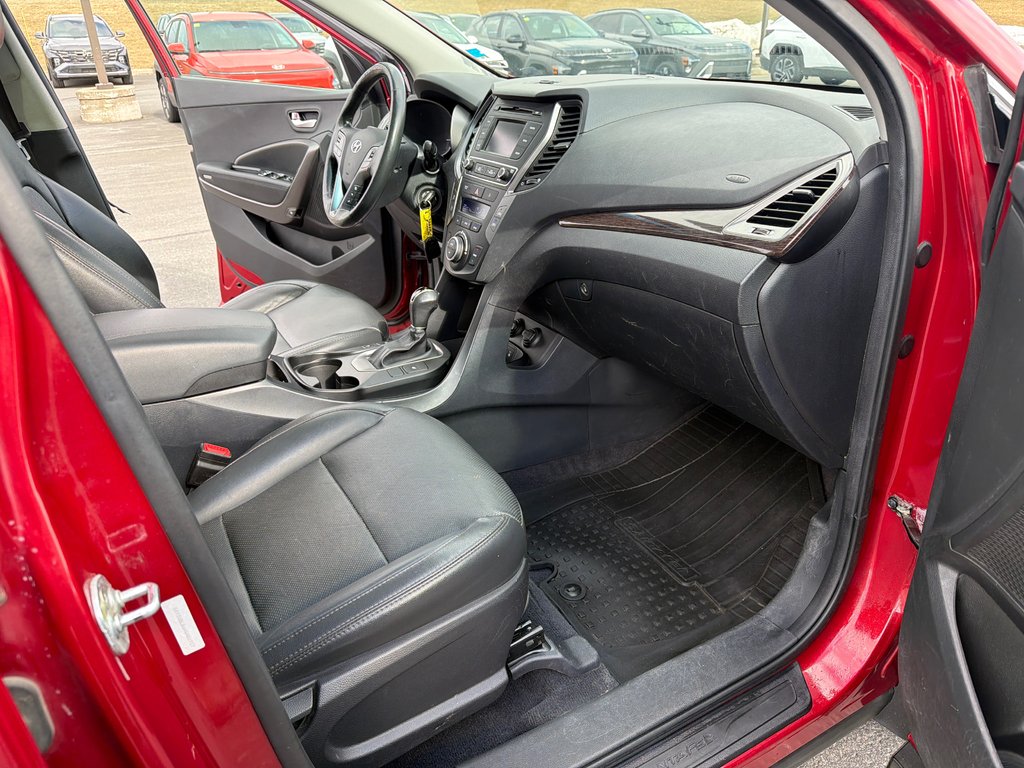 2017 Hyundai Santa Fe Sport SE in Bathurst, New Brunswick - 13 - w1024h768px