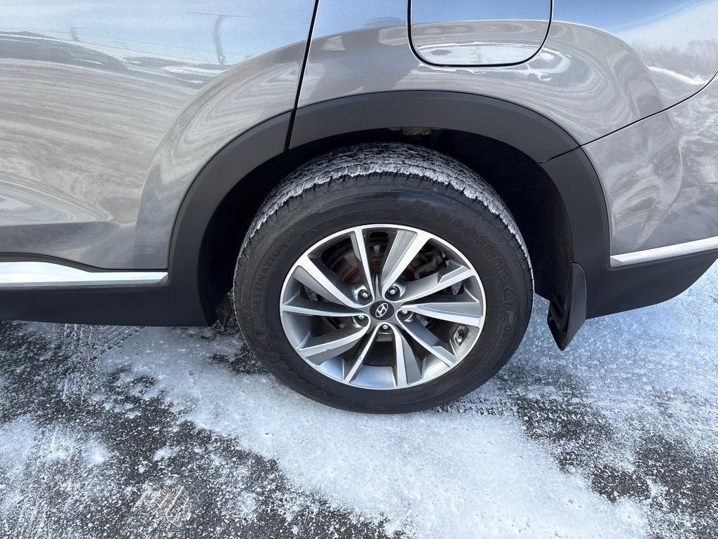 2019 Hyundai Santa Fe Preferred in Bathurst, New Brunswick - 14 - w1024h768px