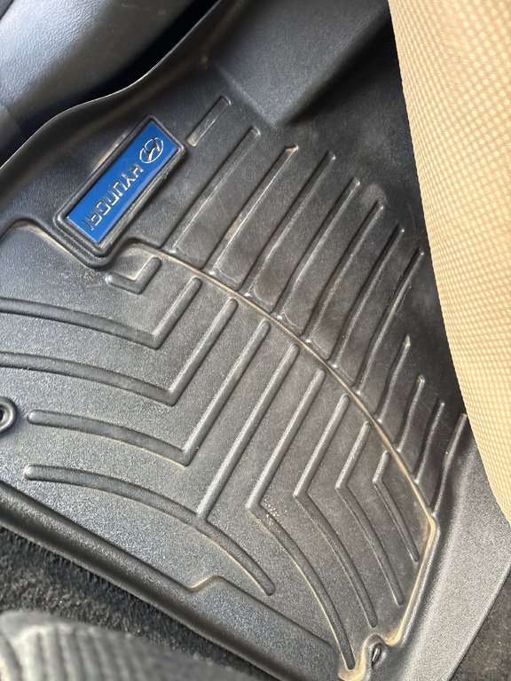 2019 Hyundai Santa Fe Preferred in Bathurst, New Brunswick - 16 - w1024h768px