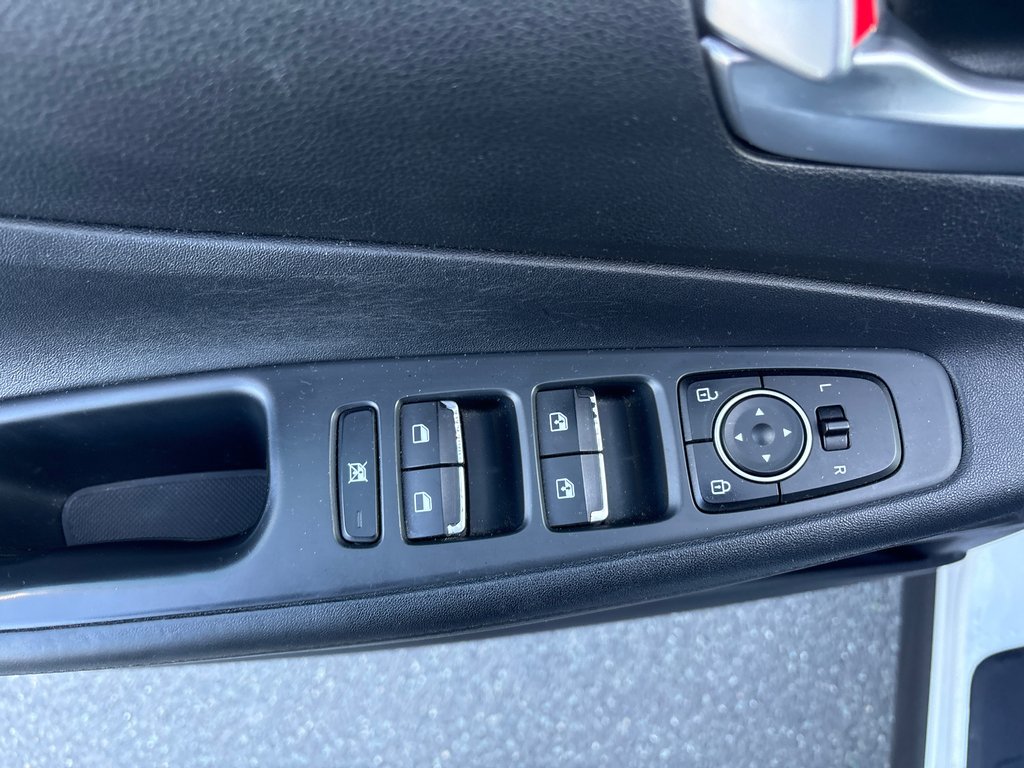 Hyundai Santa Fe Essential 2019 à Bathurst, Nouveau-Brunswick - 15 - w1024h768px