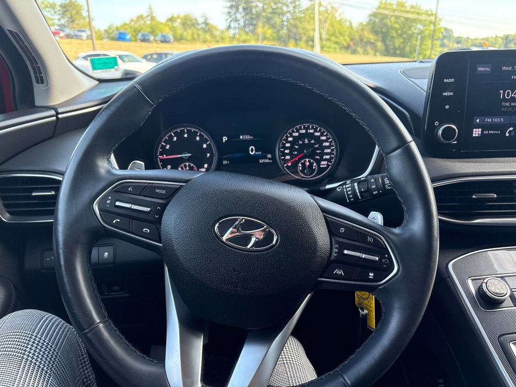 2022 Hyundai Santa Fe Essential in Bathurst, New Brunswick - 18 - w1024h768px